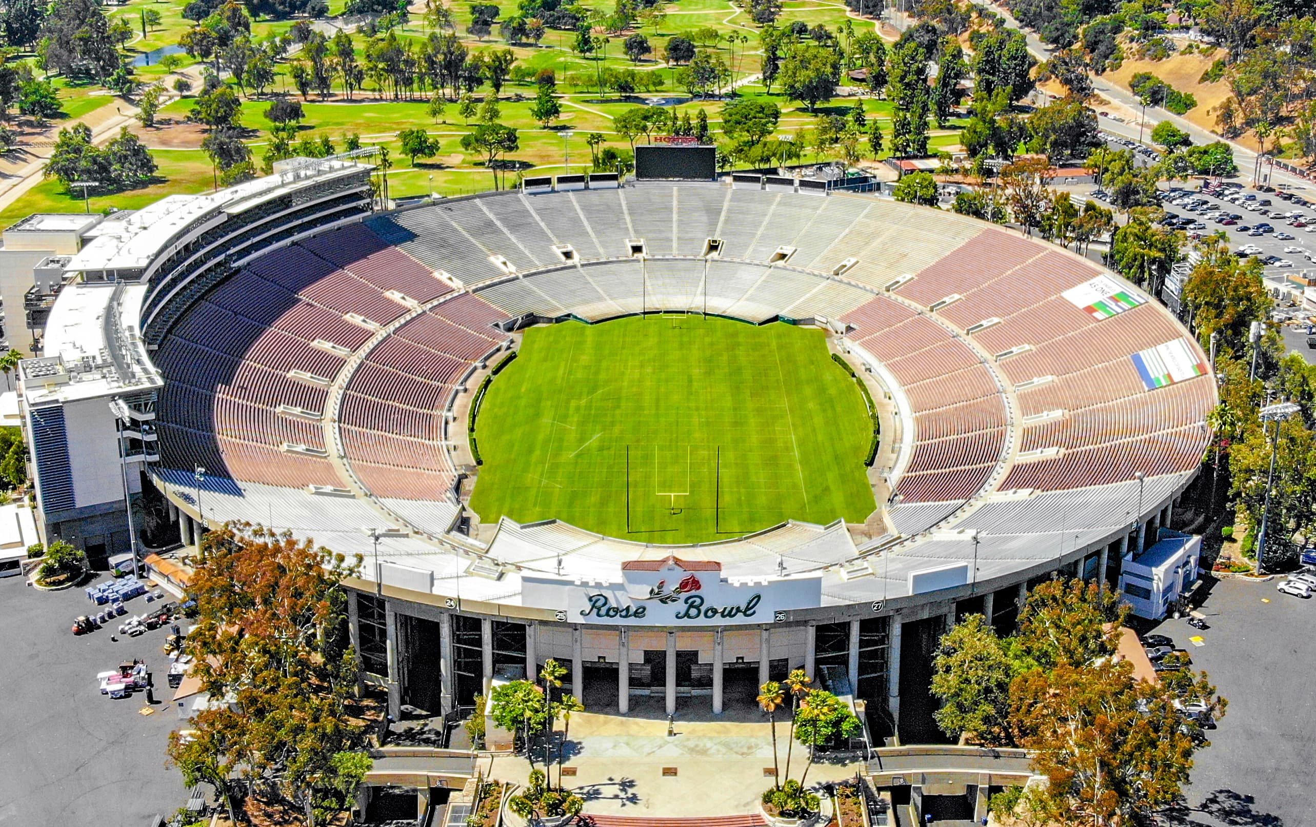 #6 Rose Bowl Stadium image