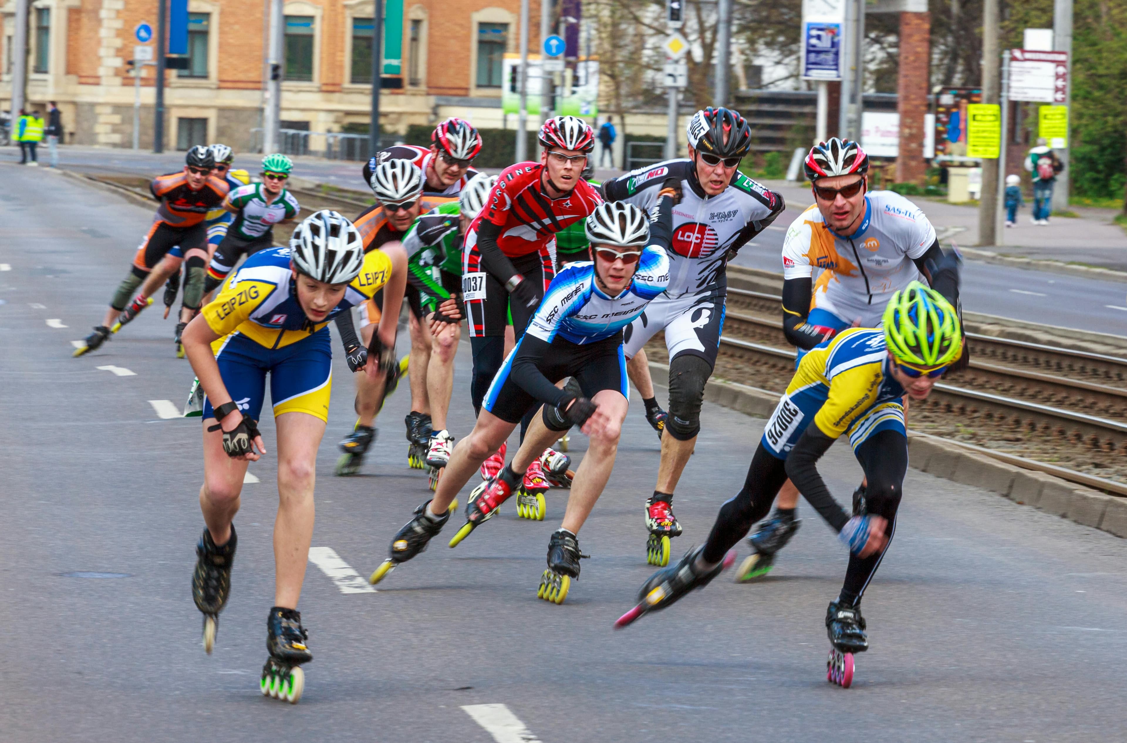 Speed Skating image